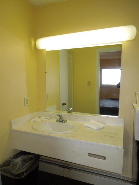 Red Carpet Inn - Allentown Habitación foto