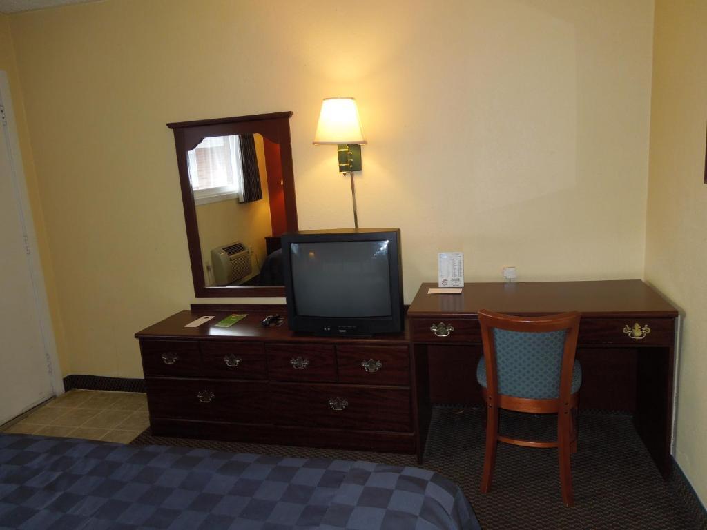 Red Carpet Inn - Allentown Habitación foto
